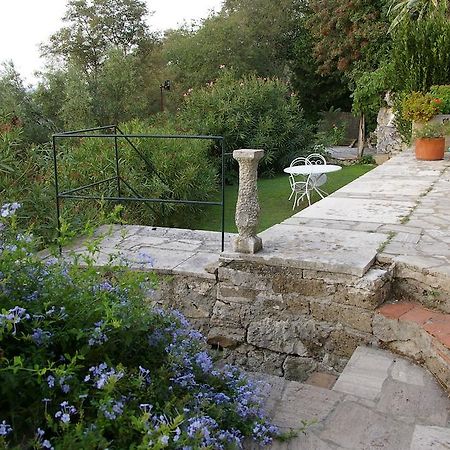 Hotel Villa Clodia Saturnia Bagian luar foto