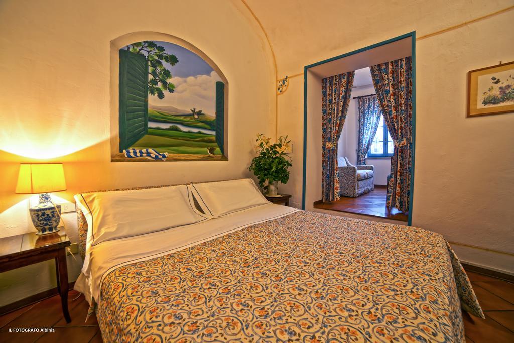 Hotel Villa Clodia Saturnia Bagian luar foto