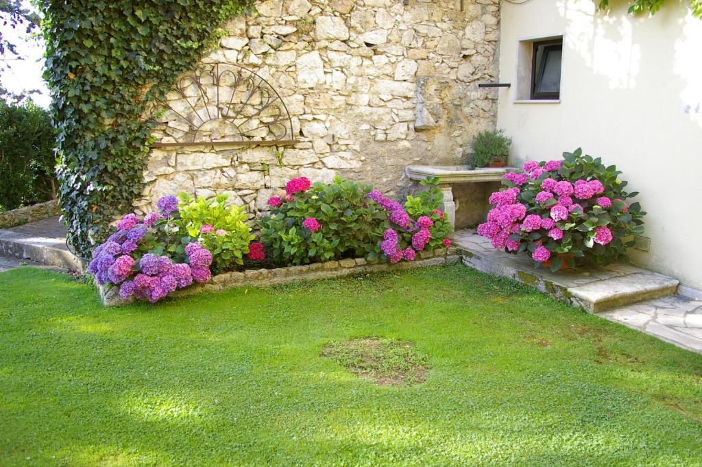 Hotel Villa Clodia Saturnia Bagian luar foto